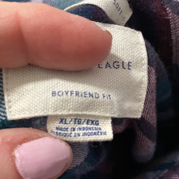 American eagle size xl burgundy and green plaid button down ahh maxing soft - Picture 4 of 4